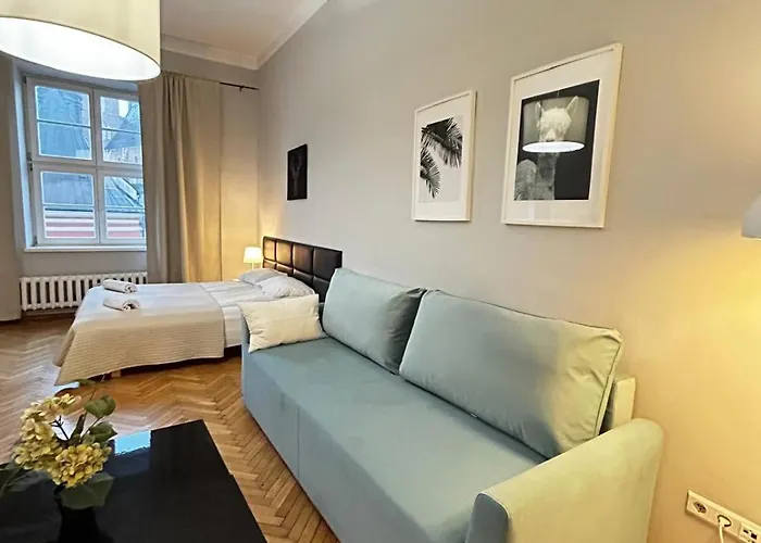 Small Market Square - Old Town