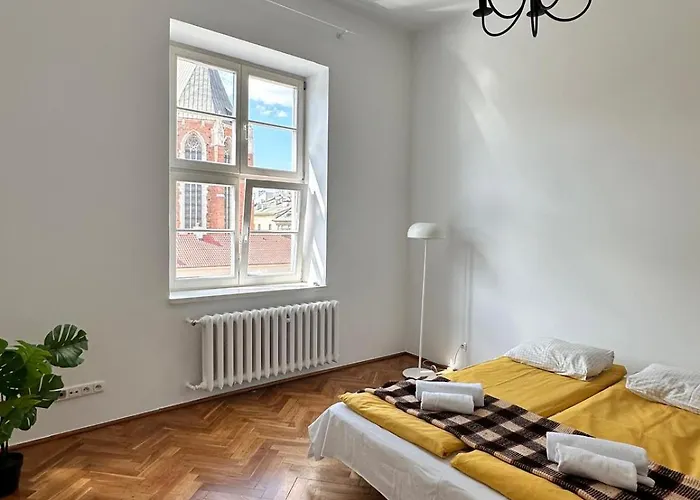 Small Market Square - Old Town * Cracovia