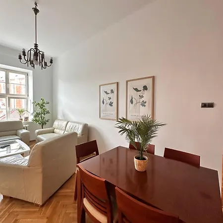 Small Market Square - Old Town Appartement